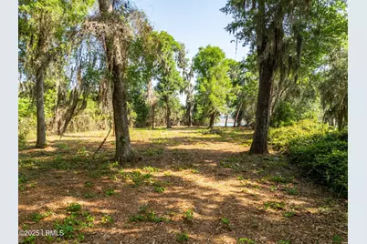 16 Comfort Point, Saint Helena Island, SC 29920 - Photo 15
