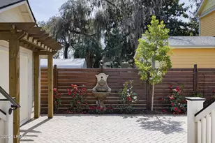 808 Washington St, Beaufort, SC 29902 - Photo 11