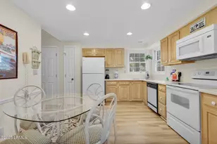 70 Shipyard Dr, Hilton Head Island, SC 29928 - Photo 21