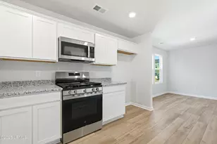 353 Waters Edge Wy, Hardeeville, SC 29927 - Photo 5