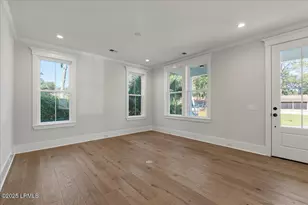 2206 National St, Beaufort, SC 29902 - Photo 3