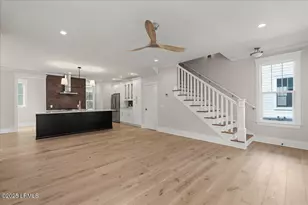 2202 National St, Beaufort, SC 29902 - Photo 5