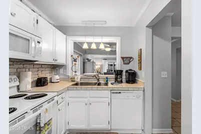 3 Cedar Reef Drive #E-108, Harbor Island, SC 29920 - Photo 5