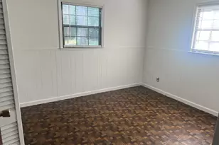 582 Parkwood Terrace, Allendale, SC 29810 - Photo 7