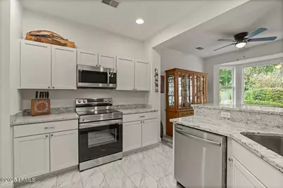 61 Hampton Circle, Bluffton, SC 29909 - Photo 9