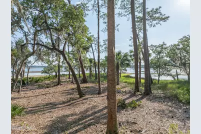 418 Islands Avenue, Beaufort, SC 29902 - Photo 15