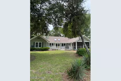 408 Island Circle E, Saint Helena Island, SC 29920 - Photo 15
