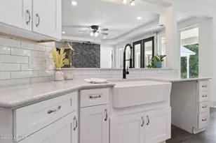 100 Drayton Dr, Ridgeland, SC 29936 - Photo 9