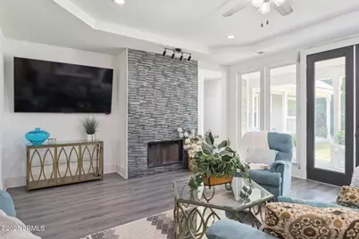 100 Drayton Drive, Ridgeland, SC 29936 - Photo 5