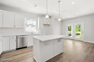 1109 Salty Hammock Ct, Beaufort, SC 29902 - Photo 7