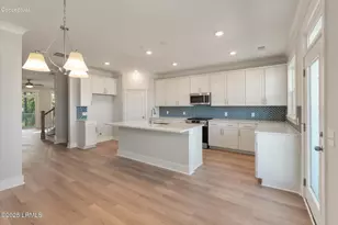 425 Parkside Commons, Bluffton, SC 29910 - Photo 9