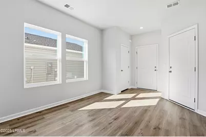 598 Aviation Drive, Ridgeland, SC 29936 - Photo 3