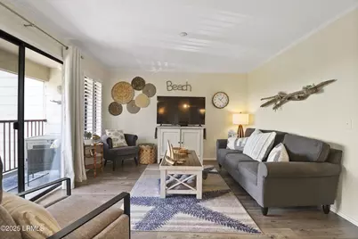 40 Folly Field Road #340, Hilton Head Island, SC 29928 - Photo 3