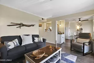 40 Folly Field Rd, Hilton Head Island, SC 29928 - Photo 17