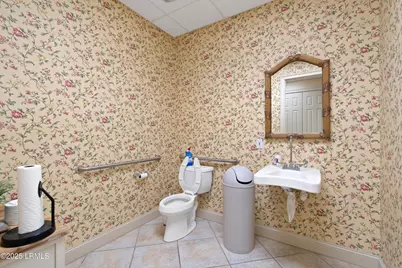 20 Capital Drive, Hilton Head Island, SC 29926 - Photo 13