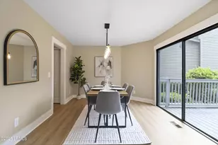 11 Lake Forest Dr, Hilton Head Island, SC 29928 - Photo 9