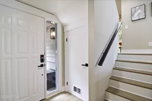 11 Lake Forest Dr, Hilton Head Island, SC 29928 - Photo 3