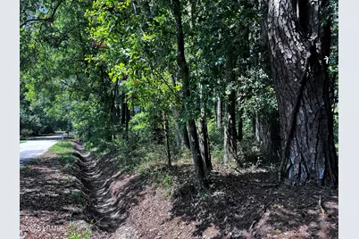 9 E River Drive, Beaufort, SC 29907 - Photo 1