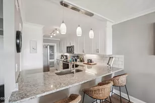 21 S Forest Beach Dr, Hilton Head Island, SC 29928 - Photo 5