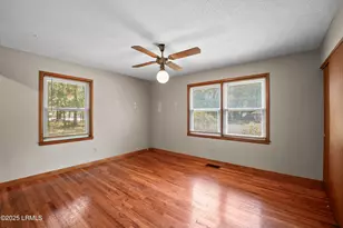 25 Miller Dr W, Beaufort, SC 29907 - Photo 13