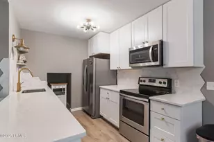 2 Lighthouse Ln, Hilton Head Island, SC 29928 - Photo 7