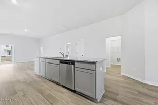 54 Concourse Dr, Ridgeland, SC 29936 - Photo 5