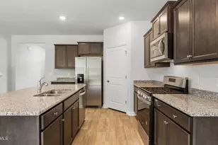 162 Chicora Ln, Yemassee, SC 29945 - Photo 9