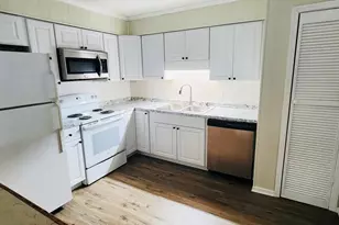 104 Cordillo Pkwy, Hilton Head, SC 29928 - Photo 1