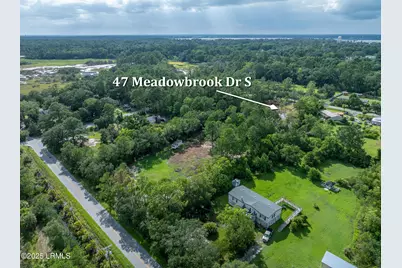 47 Meadowbrook Drive S, Lady's Island, SC 29907 - Photo 9
