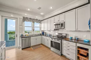 158 Harbor Dr N, Harbor Island, SC 29920 - Photo 41