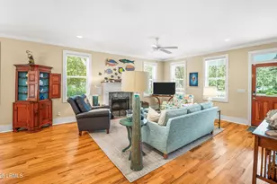 2418 Oak Hvn St, Beaufort, SC 29902 - Photo 3