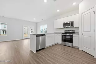 19 Landing Rd, Ridgeland, SC 29936 - Photo 5