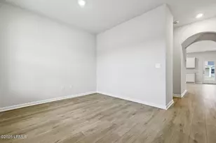 37 Landing Rd, Ridgeland, SC 29936 - Photo 3