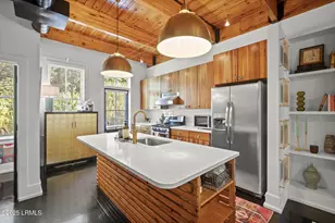 25 Market St, Beaufort, SC 29906 - Photo 17