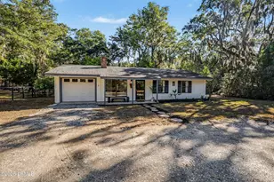 28 W Cedar Rd, Saint Helena Island, SC 29920 - Photo 1