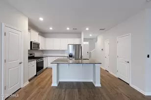 68 Slater St, Bluffton, SC 29909 - Photo 11