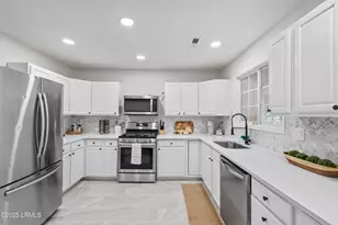 510 Center Dr W, Beaufort, SC 29902 - Photo 7