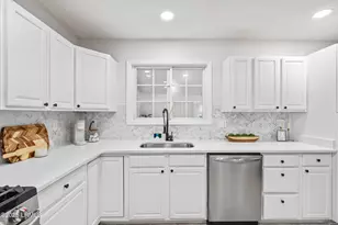 510 Center Dr W, Beaufort, SC 29902 - Photo 9