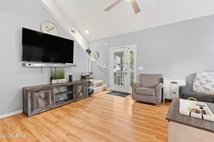 12 Brittany Pl Dr, Hilton Head Island, SC 29928 - Photo 3