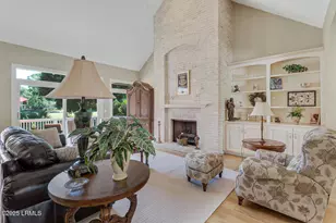 21 Strawberry Hill Rd, Hilton Head Island, SC 29928 - Photo 11