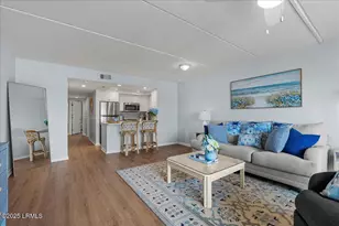 100 Helmsman Way, Hilton Head Island, SC 29928 - Photo 13