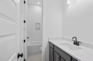 36 Tuscarora Ave, Beaufort, SC 29907 - Photo 5