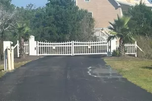 6 W Marsh Dr, Harbor Island, SC 29920 - Photo 15