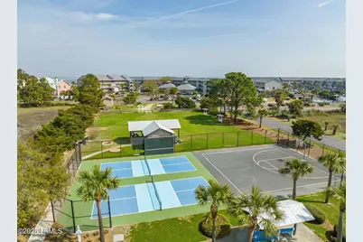 6 W Marsh Drive, Harbor Island, SC 29920 - Photo 27