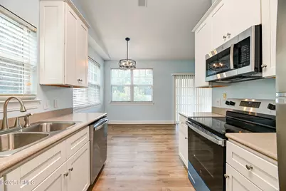 83 Summerfield Court #922, Hilton Head, SC 29926 - Photo 7