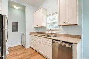 83 Summerfield Ct, Hilton Head, SC 29926 - Photo 3