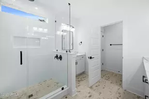 111 Willow Point Rd, Beaufort, SC 29906 - Photo 9