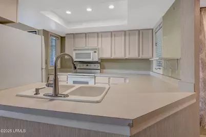 3 Shelter Cove Lane #7445, Hilton Head Island, SC 29928 - Photo 9