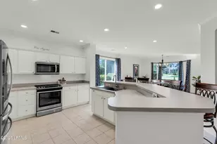 44 Hampton Cir, Bluffton, SC 29909 - Photo 15