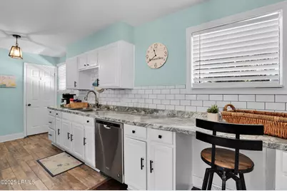 1704 Camellia Road, Beaufort, SC 29902 - Photo 11